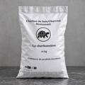 Sac de charbon de bois Quebracho Blanco 10 kg, qualité restaurant, gros morceaux, idéal pour barbecue, grillades et cuisson à la braise longue durée.